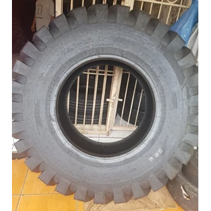 Armour 17.5-25 / 16PR (Full Set) Loader Tire