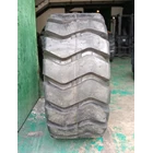 Armour 16/70-20 14PR (Full Set) Loader Tire 2