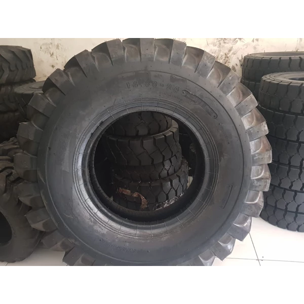 Grader Tire Armour 14.00-24 / 16PR L2/G2 Full Set