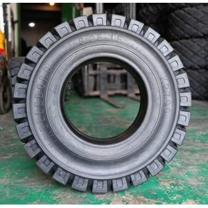 Ban Forklift Solid Trelleborg 825-15 XP-700