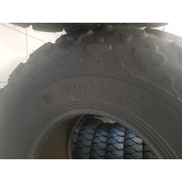 Kunlun Vibro tire 23.1 - 26 / 16PR (Tube Type)