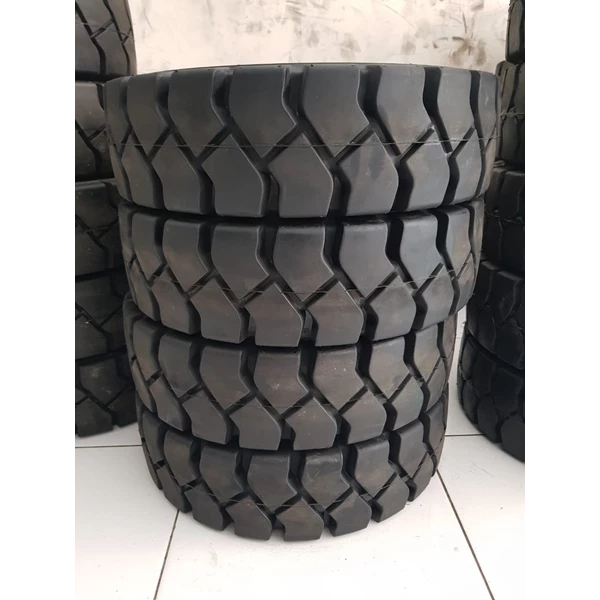 Ascendo 6.00-9 Solid Forklift Tires