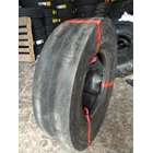 Asphalt Finisher Tire 14/70-20 12PR 3