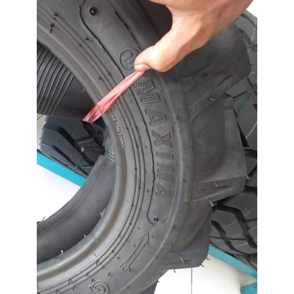 Tractor Tire 8 - 16 Type