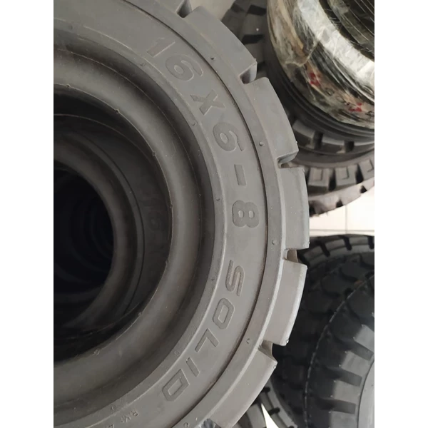 Ascendo Forklift Solid Tire 16x6-8