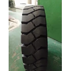 Ascendo Forklift Solid Tire 10.00-20 1
